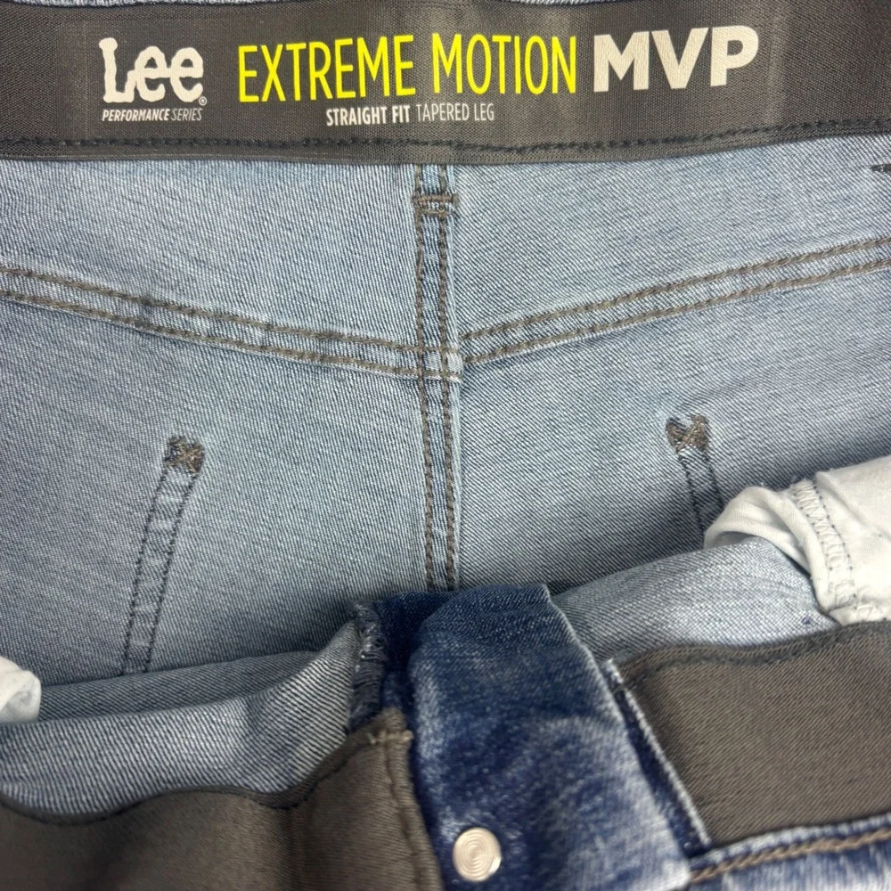 Lee Mens Extreme Motion MVP Straight Tapered Leg Jeans 40x30 Blue Stretch Denim